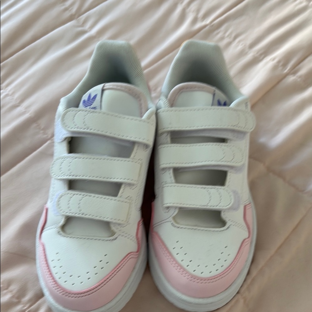 Adidas White and Pink Sneakers for Everyday Comfort